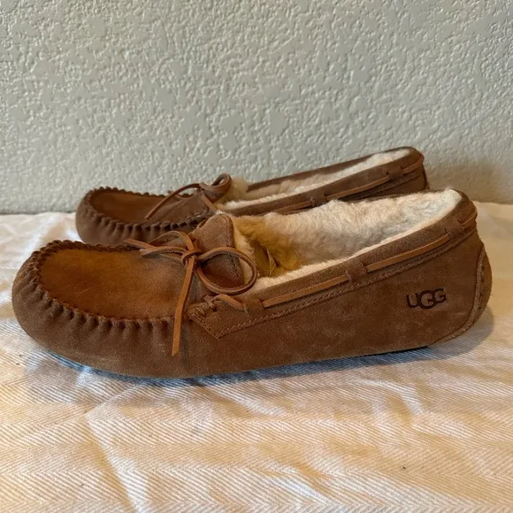 UGG Tan Olsen Leather Slippers
