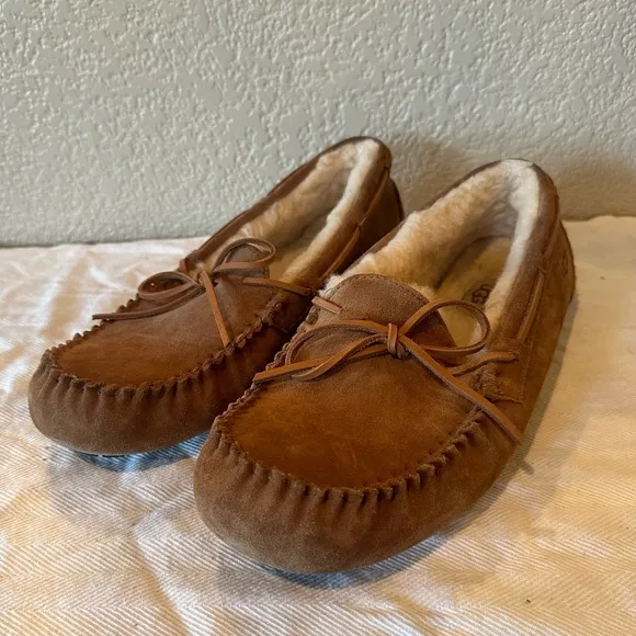 UGG Tan Olsen Leather Slippers