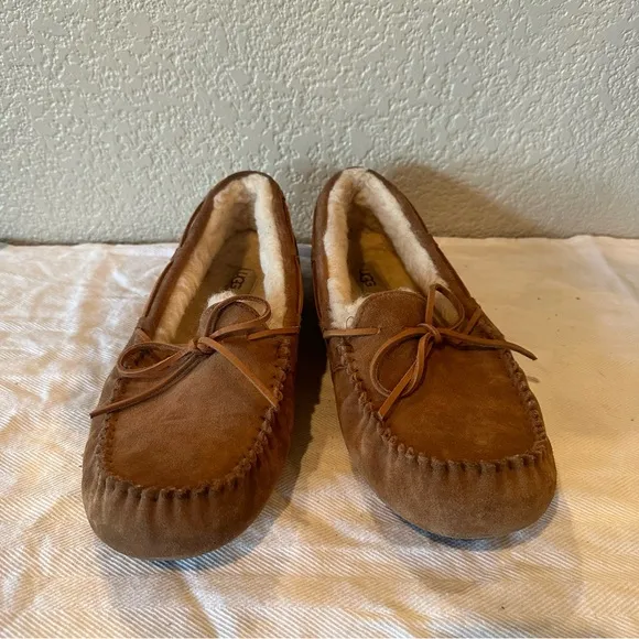 UGG Tan Olsen Leather Slippers