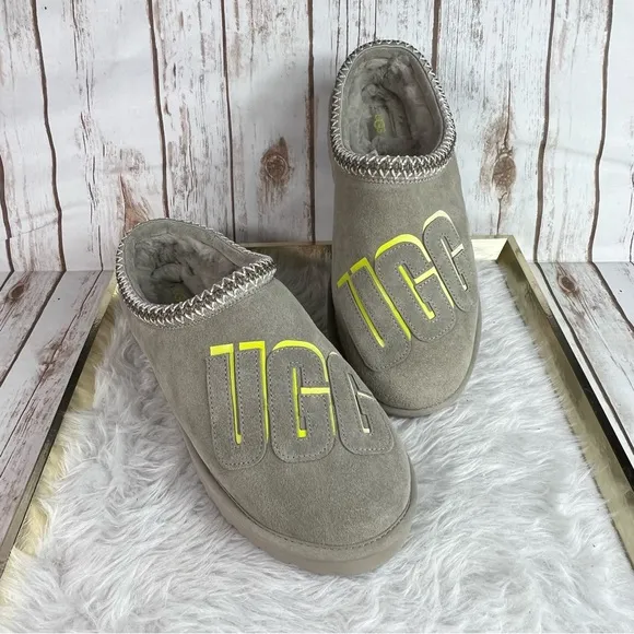 UGG Tasman New with tag Graphic Shadow Slippers