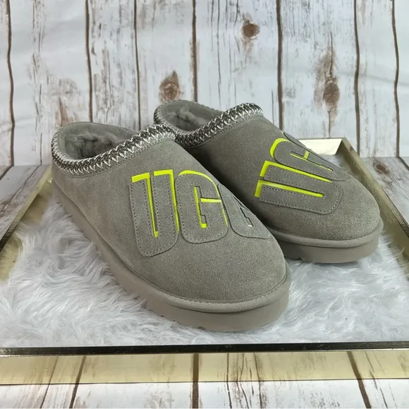 UGG Tasman New with tag Graphic Shadow Slippers