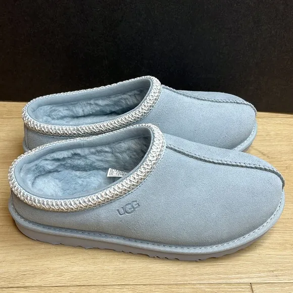 UGG tasman slippers sea foam, SIZE 6 US