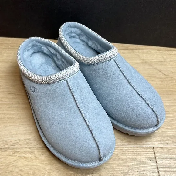 UGG tasman slippers sea foam, SIZE 6 US