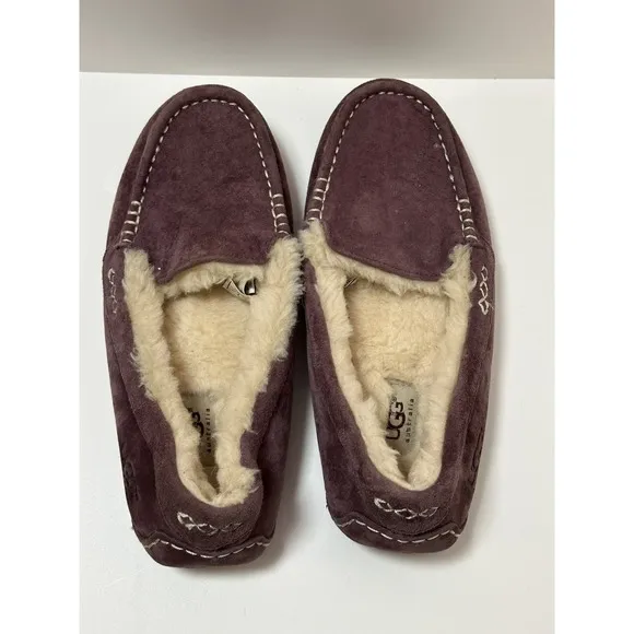 UGG, Women's Ansley Suede Moccasin Slippers/Shoes, Purple, Size 9