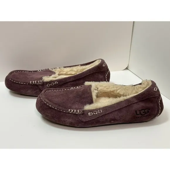 UGG, Women's Ansley Suede Moccasin Slippers/Shoes, Purple, Size 9