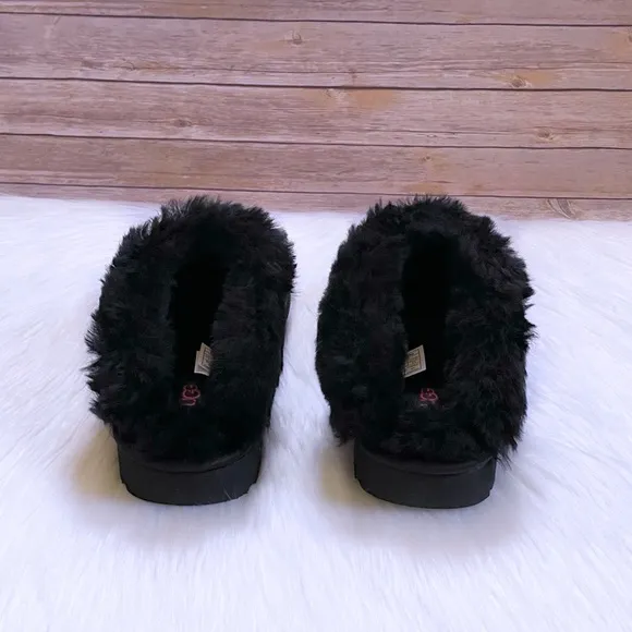 UGG Women’s Cluggette Sequin Black Slippers
