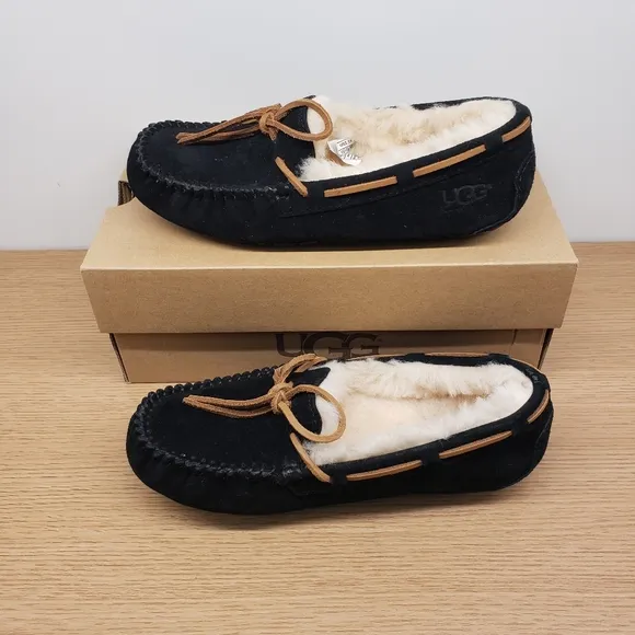 UGG Womens Dakota Moccasin Black Indoor Outdoor Slippers