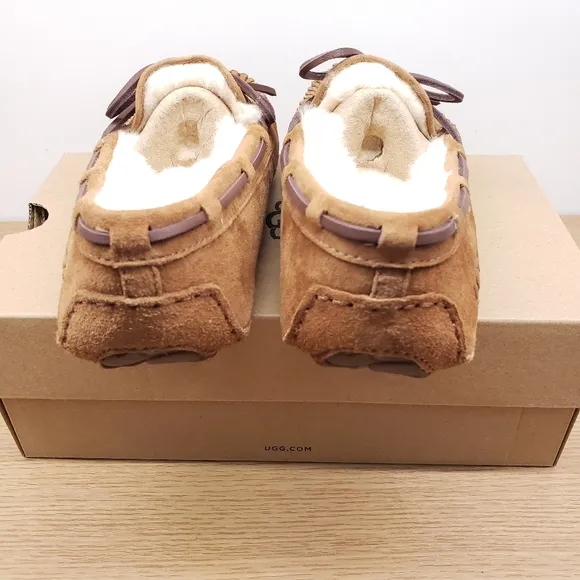 UGG Womens Dakota Moccasin Chestnut Indoor Outdoor Slippers