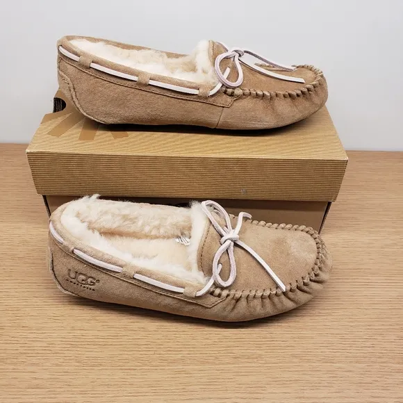 UGG Womens Dakota Moccasin Tabacco Indoor Outdoor Slippers