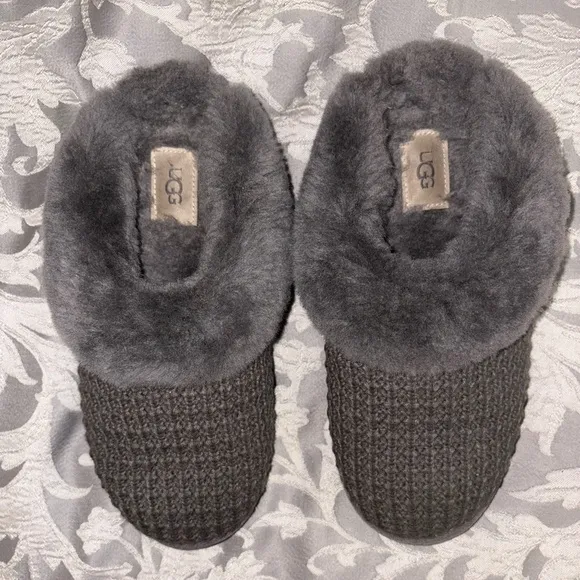 UGG Women's Gray Knit Slippers
