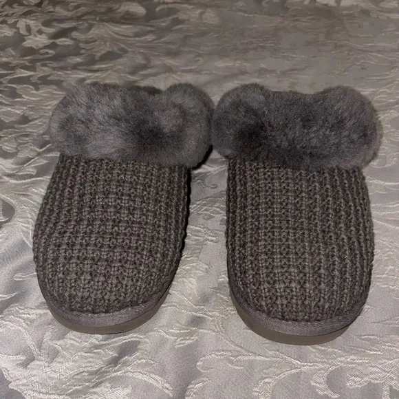 UGG Women's Gray Knit Slippers
