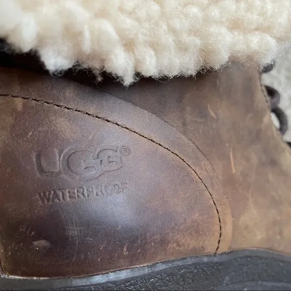 UGG Zea Leather Uptown Wedge Waterproof Boots Stout US 6 Style 1008018