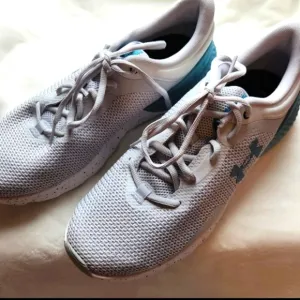 Under Armour, Activewear, Gym, Yoga Women's Shoes Size 8, 8.5 &amp; Sz 11