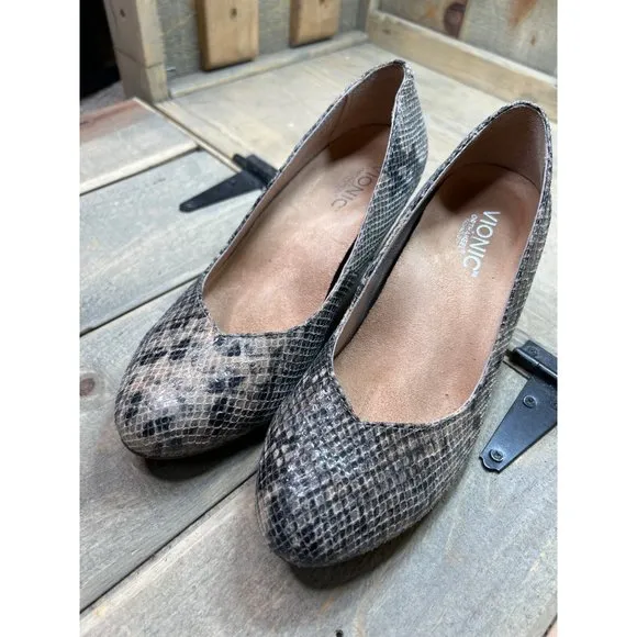 US6.5 Vionic Antonia wedge Orthaheel shoes Pumps Slip On Snakeskin Leather