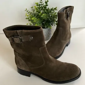 Vía  Spiga Brown Suede mid calfflat boots Womens