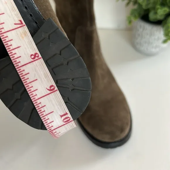 Vía  Spiga Brown Suede mid calfflat boots Womens