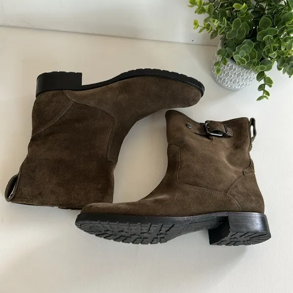 Vía  Spiga Brown Suede mid calfflat boots Womens