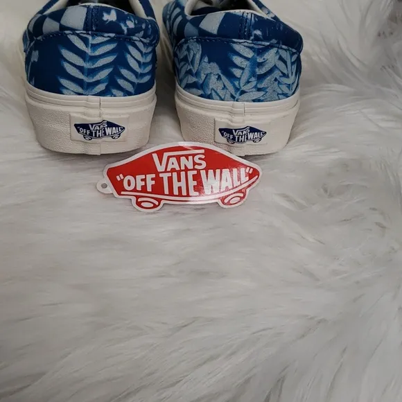 Vans Blue  solar floral sneaker skate shoes