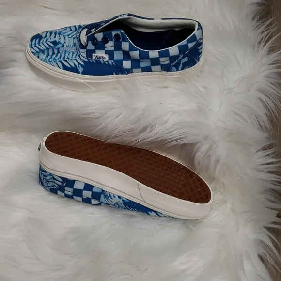 Vans Blue  solar floral sneaker skate shoes