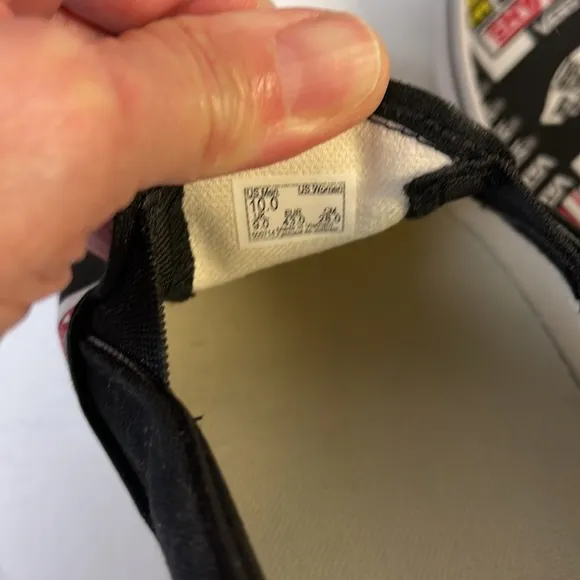 VANS CLASSIC SLIP-ON LABEL MIX SHOE BLACK TRUE WHITE Mens Size 10 NWOT