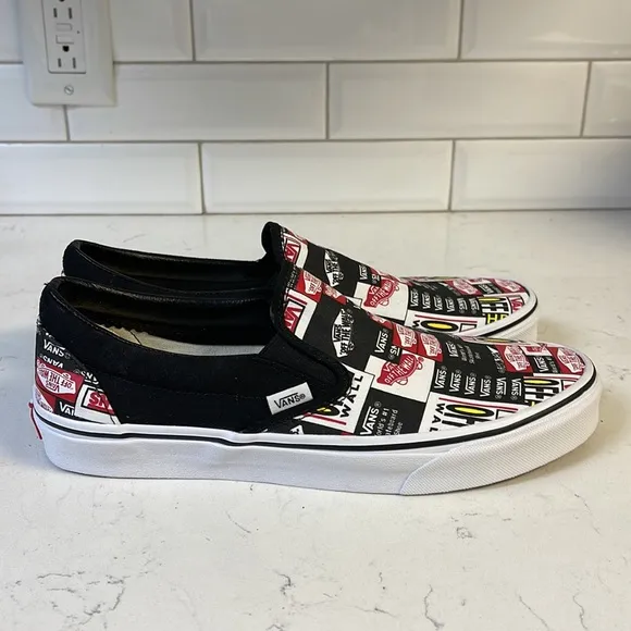 VANS CLASSIC SLIP-ON LABEL MIX SHOE BLACK TRUE WHITE Mens Size 10 NWOT