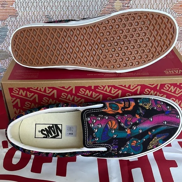 Vans Classic Slip-OnTrippy Drip Black MultiVNOA7Q5DOZBMen’s sneakers