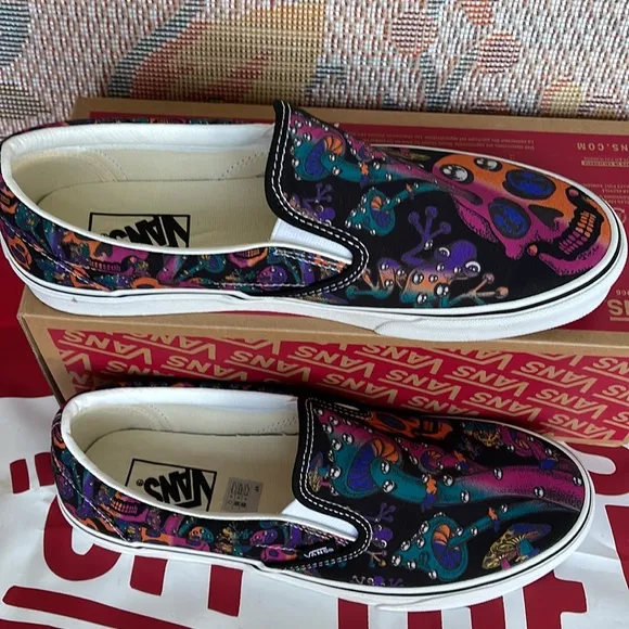 Vans Classic Slip-OnTrippy Drip Black MultiVNOA7Q5DOZBMen’s sneakers