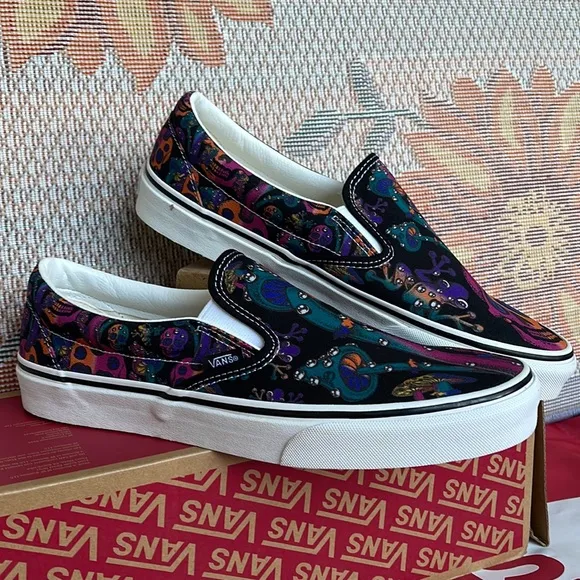 Vans Classic Slip-OnTrippy Drip Black MultiVNOA7Q5DOZBMen’s sneakers