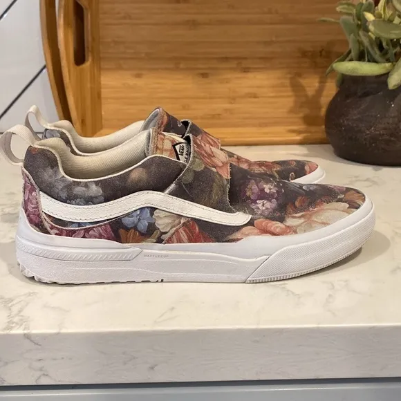 vans kyle walker pro 2 shoes (vase) floral suede skateboard