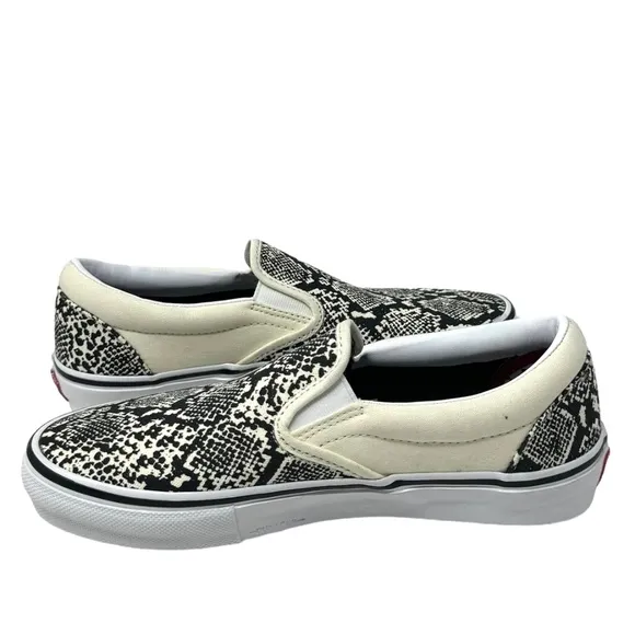 VANS Skate Slip On Sneakers Snak Women's Low Top Black White Canvas VN0A5FCA7W1