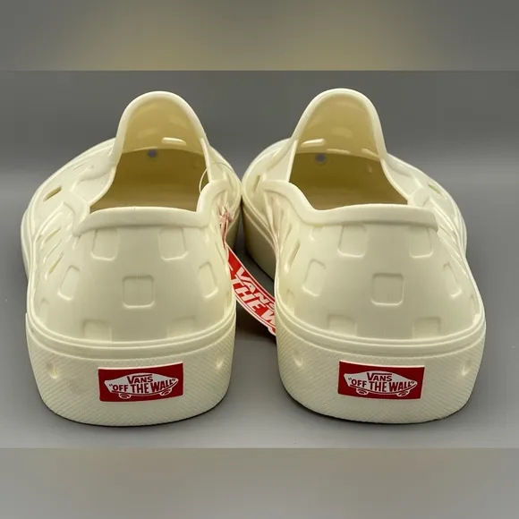 VANS TRK Trek Unisex Slip-On Water Shoes White Cream Rubber Men’s Size 12 NEW