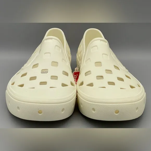 VANS TRK Trek Unisex Slip-On Water Shoes White Cream Rubber Men’s Size 12 NEW
