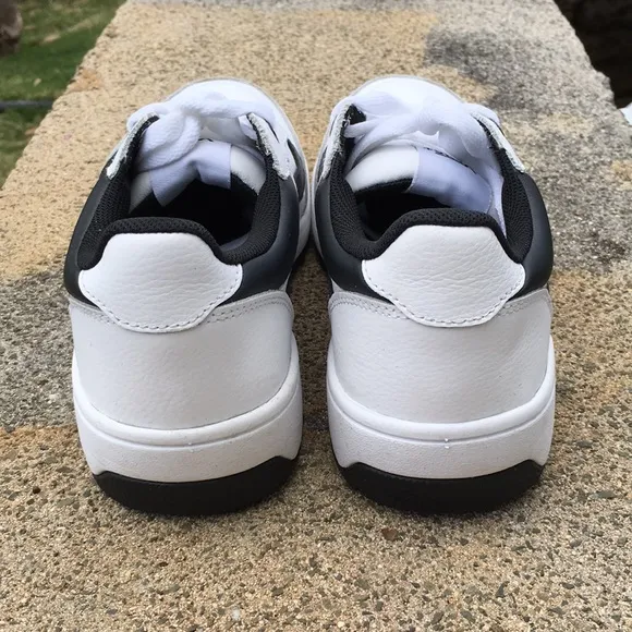 Vans Water-Resistant, Non Slip Sneakers, Size 7
