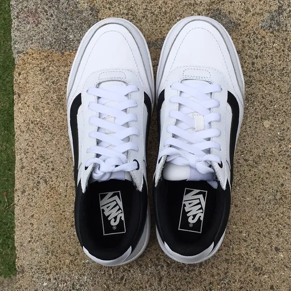 Vans Water-Resistant, Non Slip Sneakers, Size 7