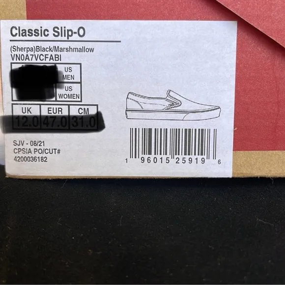 Vans WMNS Classic Slip-On(Sherpa)Black/MarshmallowIN0A7VCFABISneakers