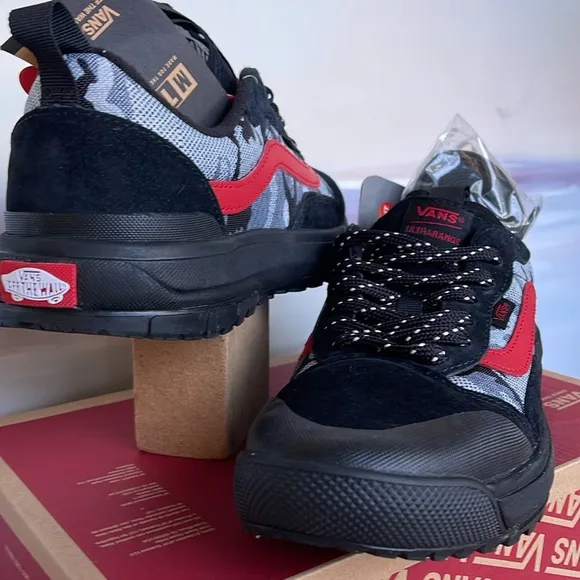 Vans WMNS Ultrarange ExoArctic Camo BlackVN0A5KS4BLKSneakers
