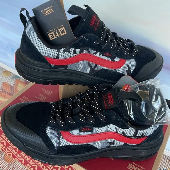 Vans WMNS Ultrarange ExoArctic Camo BlackVN0A5KS4BLKSneakers