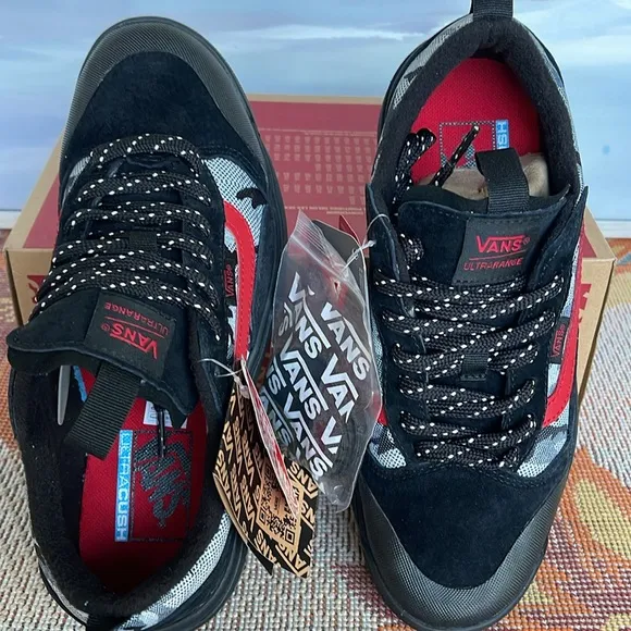 Vans WMNS Ultrarange ExoArctic Camo BlackVN0A5KS4BLKSneakers