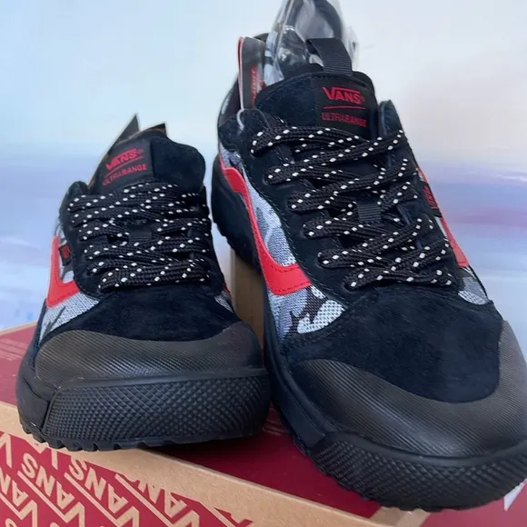 Vans WMNS Ultrarange ExoArctic Camo BlackVN0A5KS4BLKSneakers