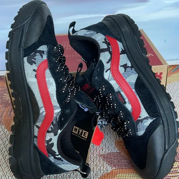 Vans WMNS Ultrarange ExoArctic Camo BlackVN0A5KS4BLKSneakers