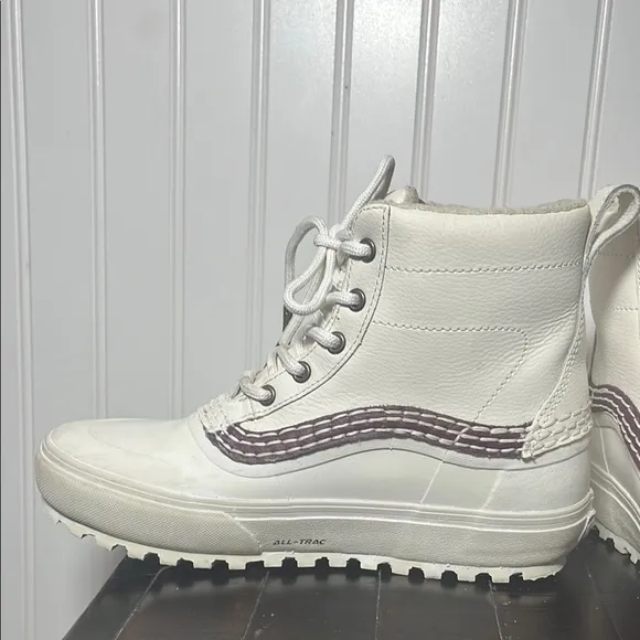 Vans X Benny Urban Standard Mid Rain/Snow MTE boot