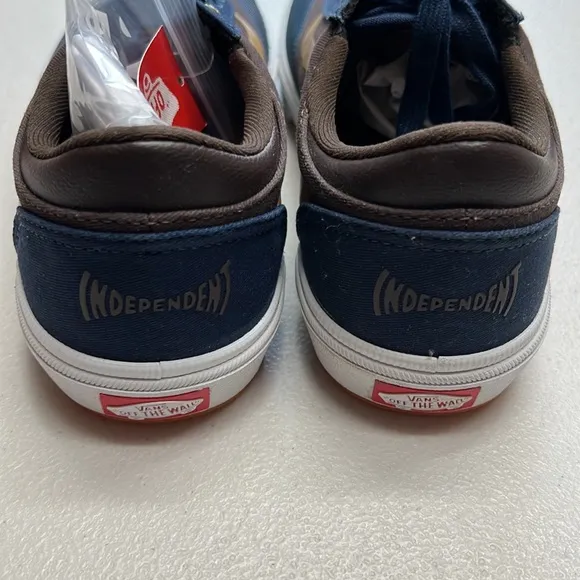 VANS x INDEPENDENT | Crockett Dress Blue, Brown &amp; White Skate Shoes