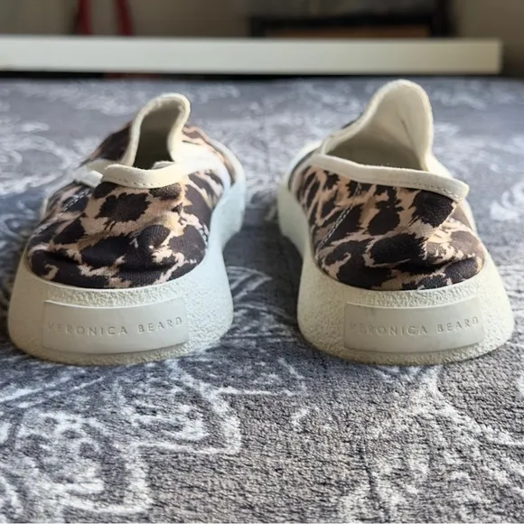 Veronica Beard Panelle Splashy Leopard Print Canvas Slip On Sneakers Size 6