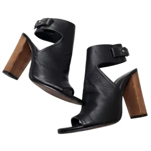 Vince Addie high heels black leather block chunky heel ankle strap shoes size 7