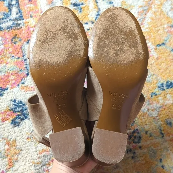 Vince Farrah Suede Leather Criss Cross Open Toe Stacked Block Heel Sandals Tan 9