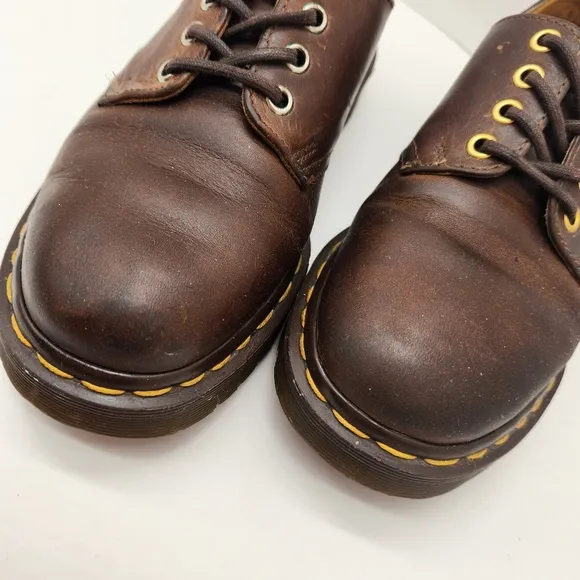 Vintage 90s Dr.Martens oxford shoes men's 6 brown leather 1561/59 chunky Made UK