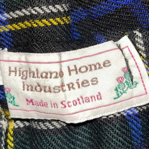 Vintage authentic Scotland kilt skirt red plaid tartan grunge highland home ind.