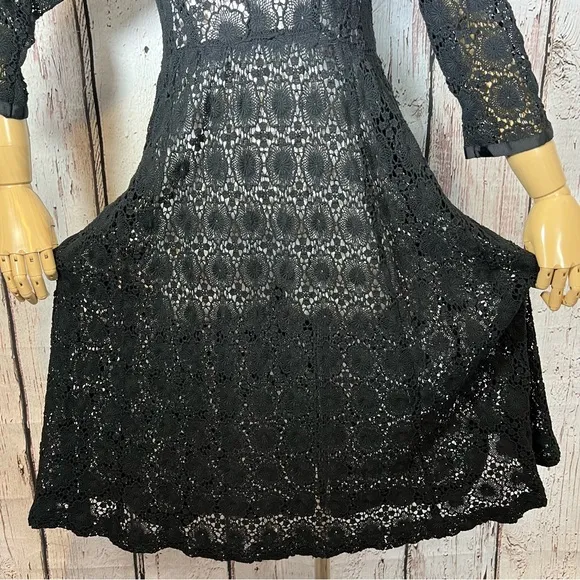 Vintage Crochet Floral Lace Black Sheer Cocktail Fit &amp; Flare Dress SMALL EUC