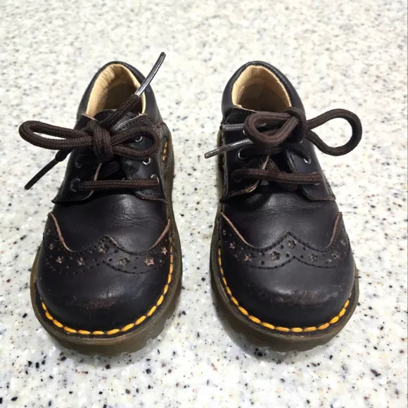 Vintage Dr. Martens Children's Brogues - US 7 toddler