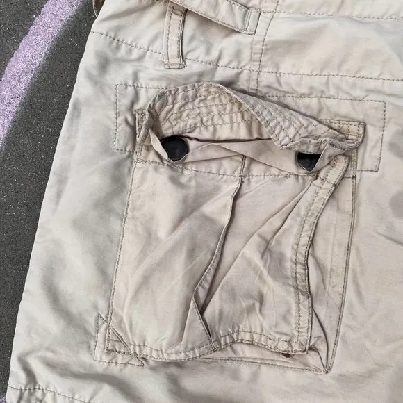 Vintage Gap Men's Bell Bottom Cargo Flared Pants Size XS fits a 28-31” waist